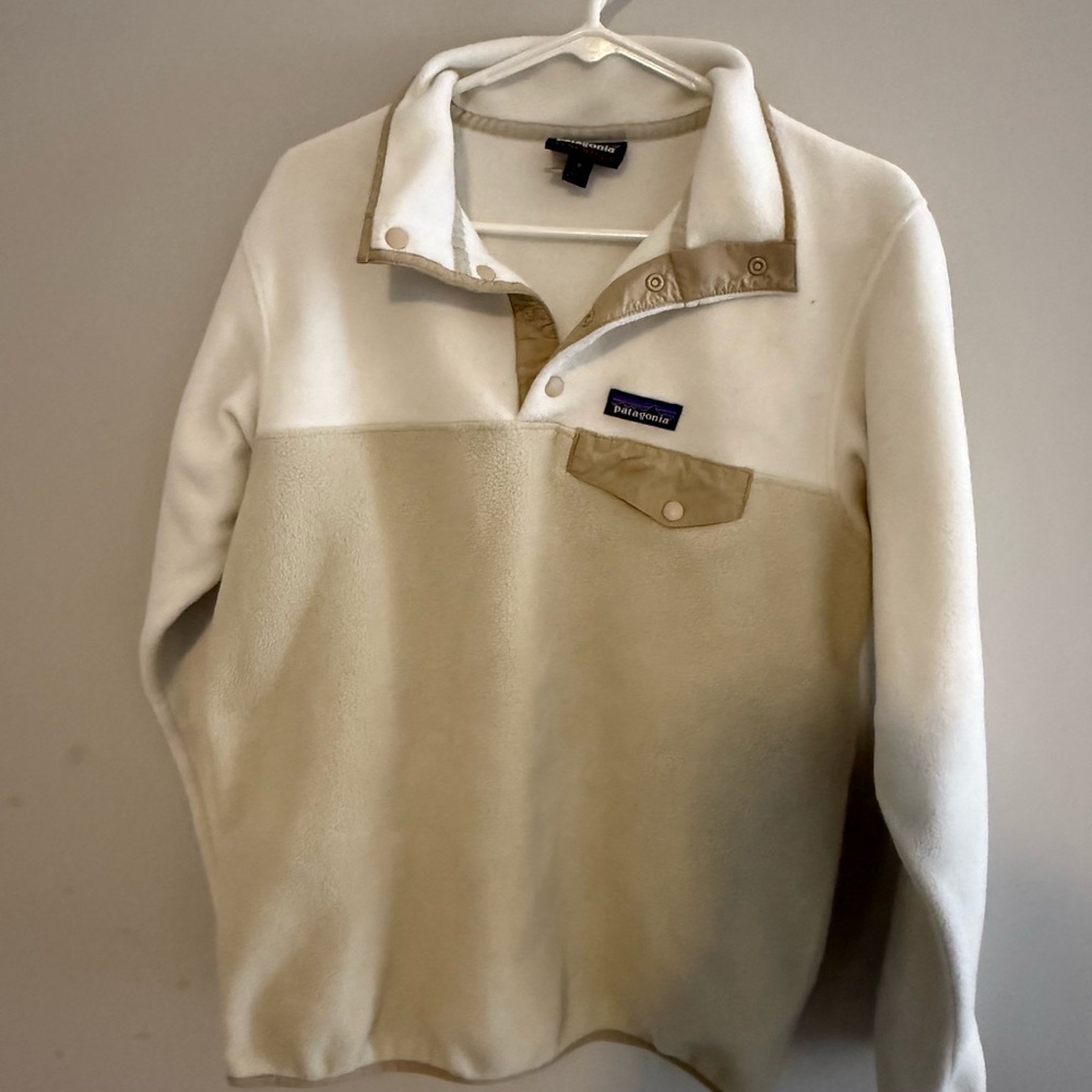 Patagonia Synchilla Fleece in Cream and Tan